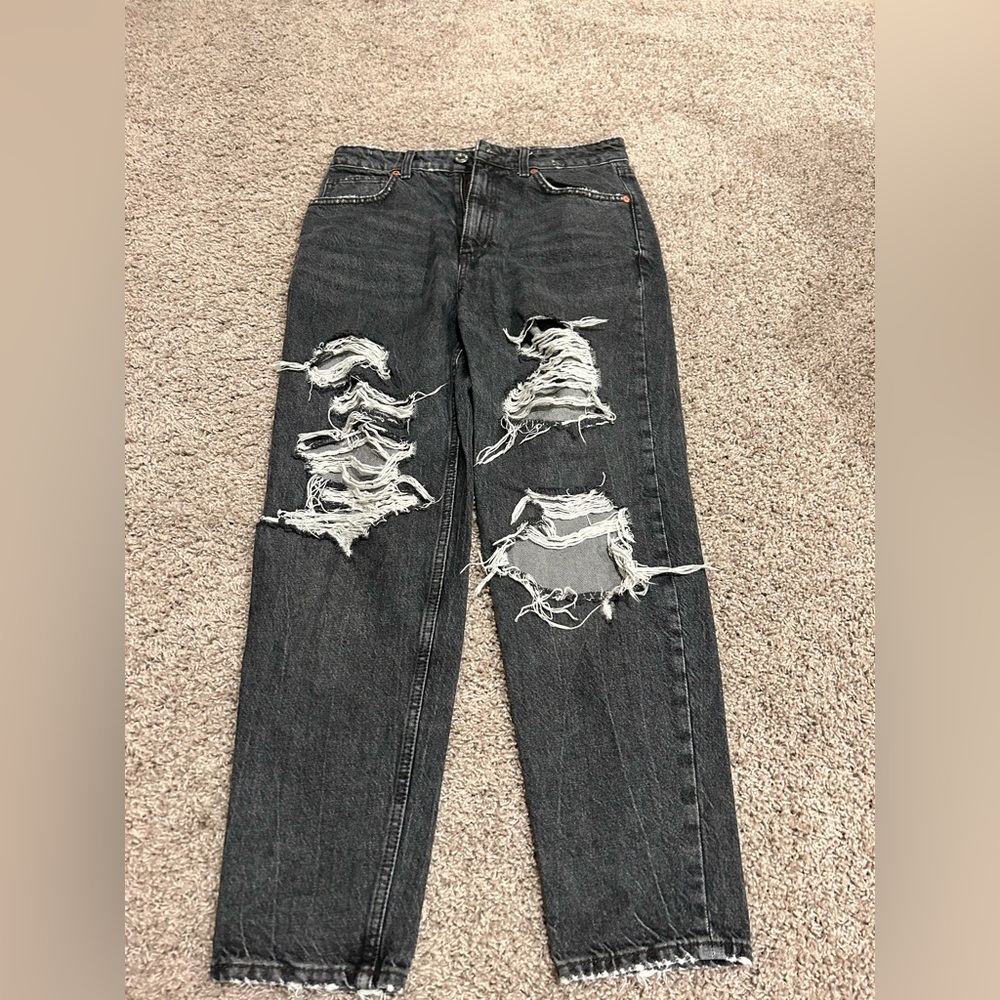 Zara black ripped acid wash jeans size USA 8